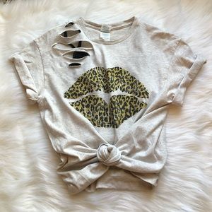 ✨CUSTOM DESIGN✨ Cheetah Lips Tee